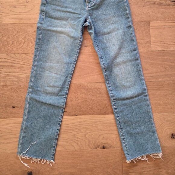 Madewell Petite Perfect Vintage Jean - Size 23P, Medium Wash - Picture 2 of 5